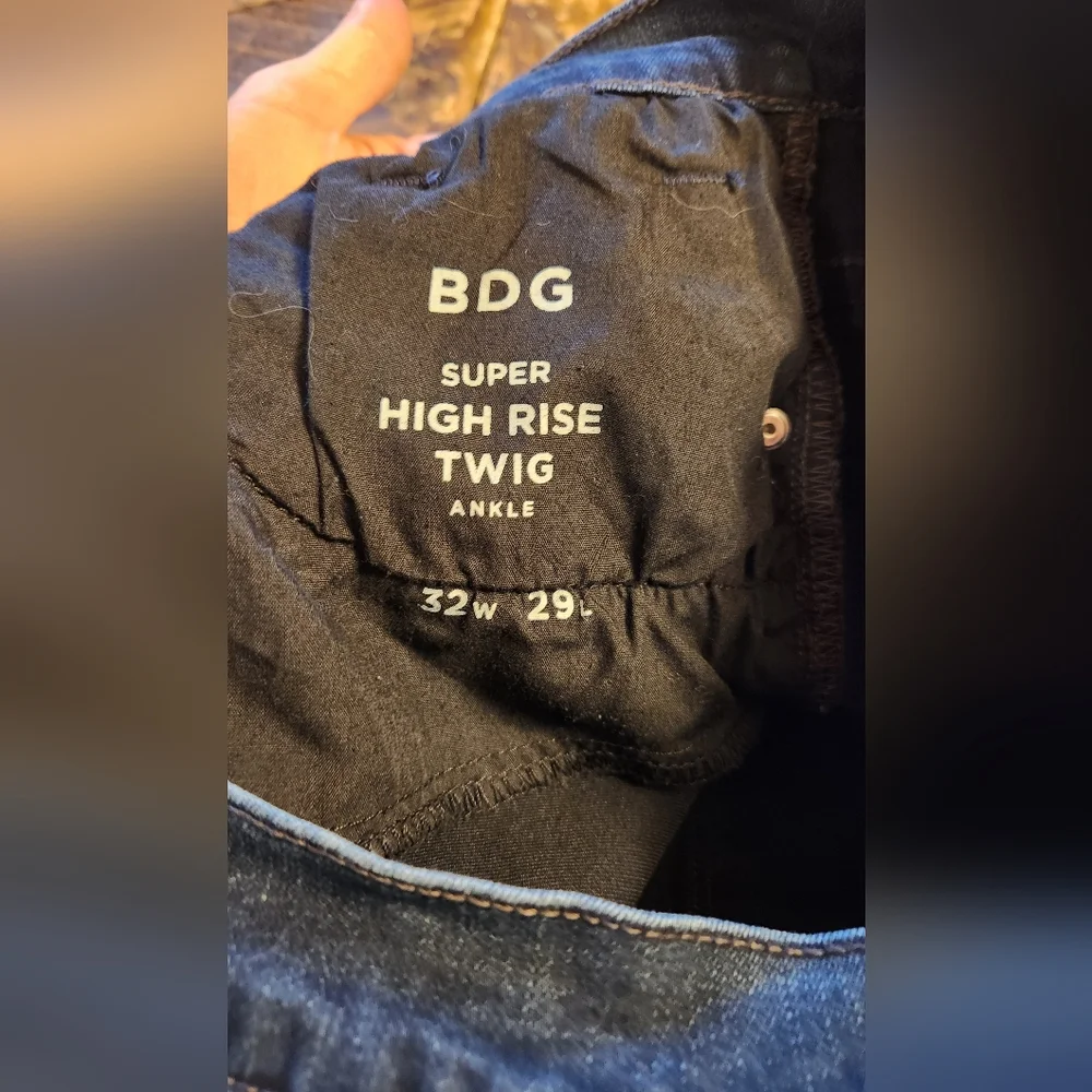 BDG High Rise Twig Ankle Jeans Dark Wash Size 32
